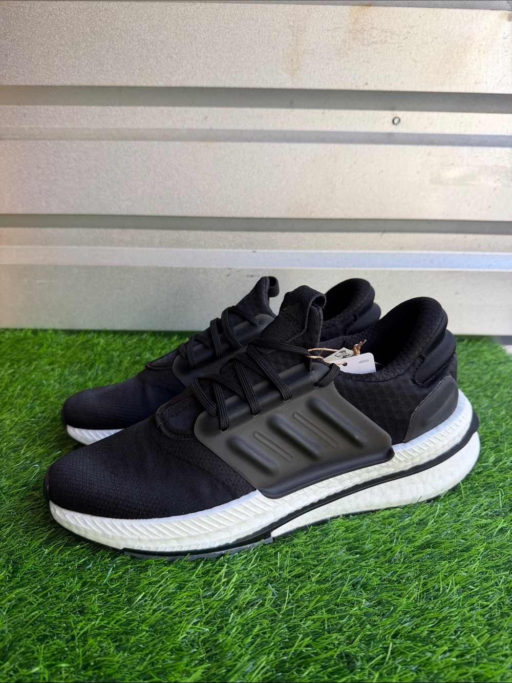adidas Black and White Men's Running Sneakers with Cage Lacing NO BOX